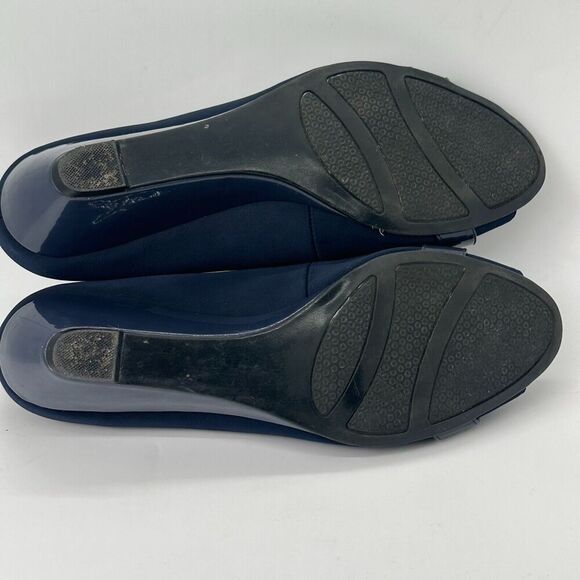 ALFANI Step n’ Flex Navy Wedge Pumps Heels Mary Jane with Silver Buckle SIZE 11M - Picture 2 of 10